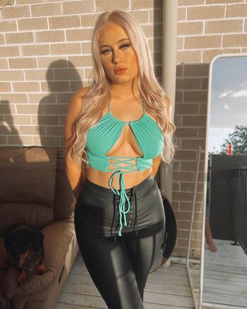 Private Leaked Zoe mchugh exclusive onlyfans photos 2026