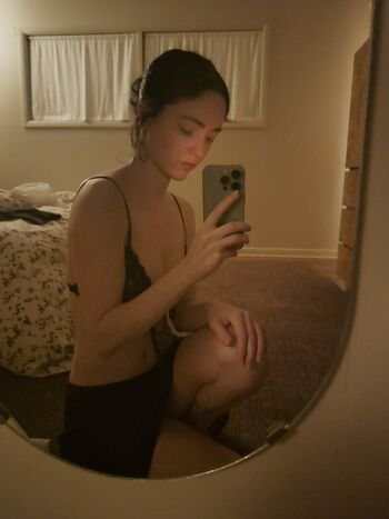 Private Leaked Zoeplzshutup exclusive onlyfans photos 2026