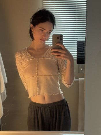 Private Leaked Zoeplzshutup exclusive onlyfans photos 2026
