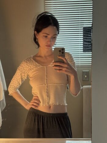 Private Leaked Zoeplzshutup exclusive onlyfans photos 2026