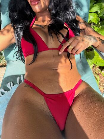 Zoey Sinn