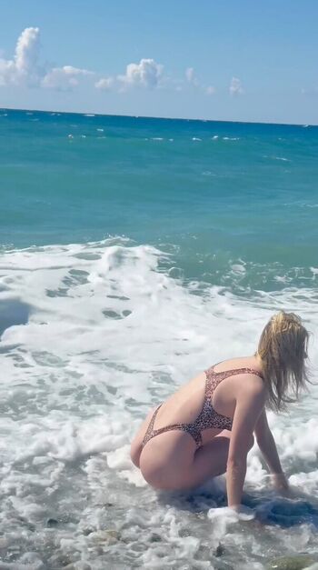 Private Leaked Zvezdokina page exclusive onlyfans photos 2026